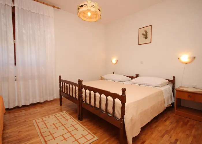 Apartman With A Parking Space - 7313 Pula