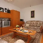 With A Parking Space - 7313 Appartement Pula